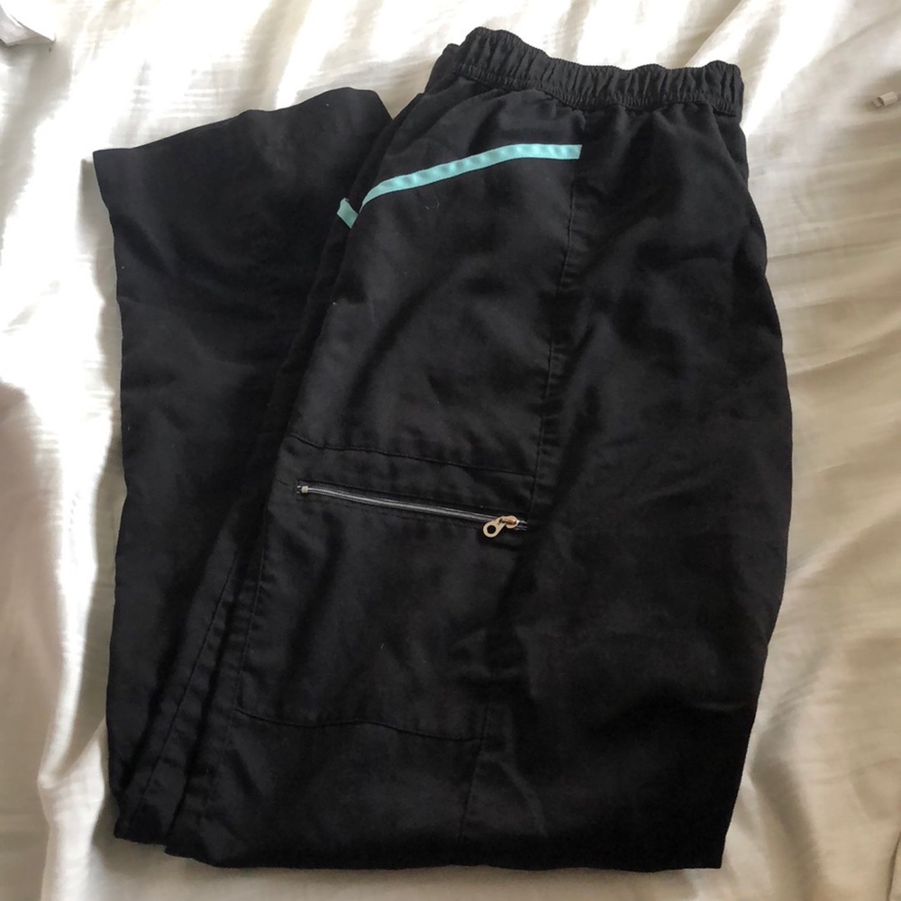 Size large greys anatomy active scrub pants